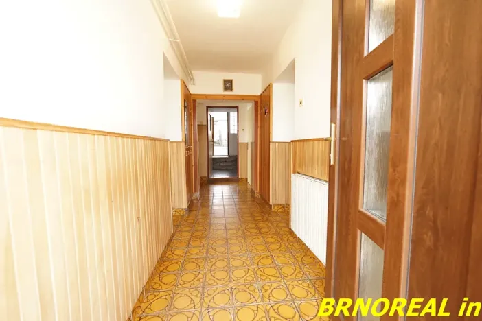 Prodej rodinného domu, Želeč, 237 m2