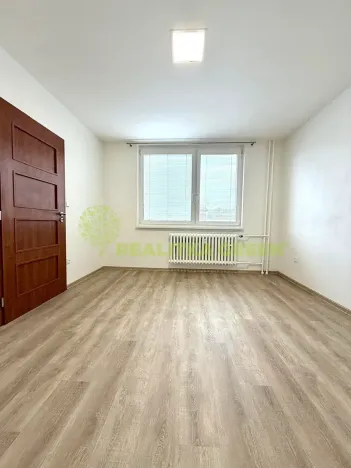 Pronájem bytu 3+1, Vsetín, Ohrada, 72 m2