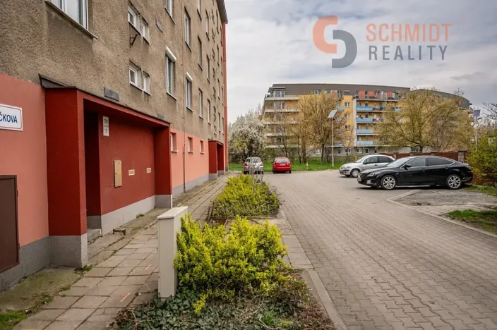 Prodej bytu 2+1, Břeclav, Růžičkova, 52 m2