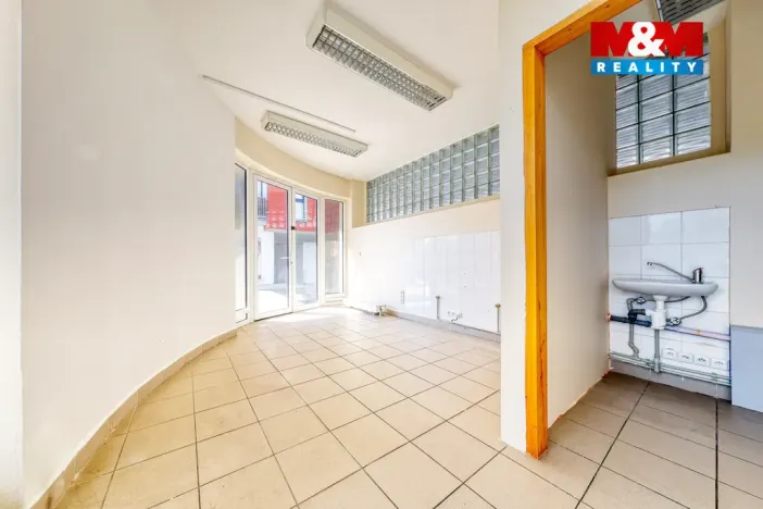 Pronájem obchodního prostoru, Písek, Čechova, 53 m2