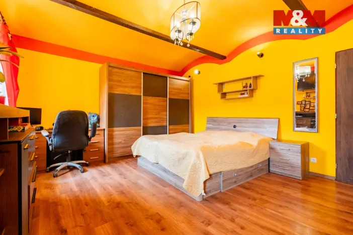 Prodej rodinného domu, Višňová, 350 m2