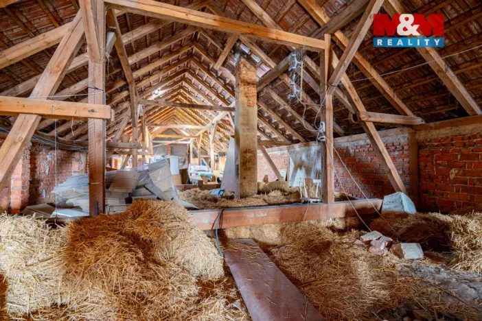 Prodej rodinného domu, Višňová, 350 m2