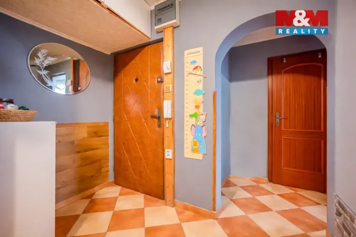 Prodej bytu 4+1, Litoměřice - Pokratice, Ladova, 77 m2