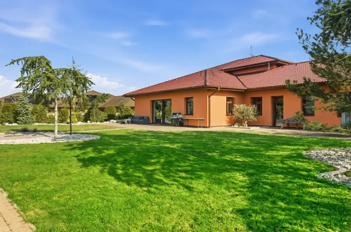 Prodej rodinného domu, Velké Přítočno, Sluneční, 350 m2