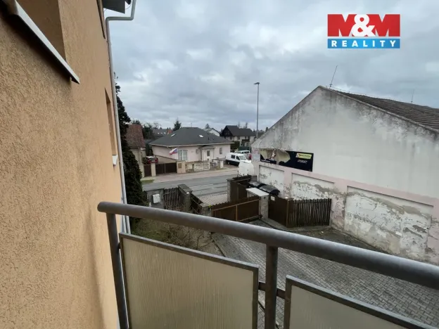 Pronájem bytu 1+kk, Praha, Ve žlíbku, 43 m2