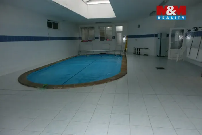 Pronájem bytu 1+kk, Praha, Ve žlíbku, 43 m2