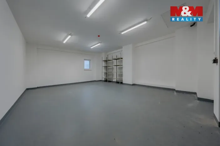 Pronájem skladu, Zubří, U Traktorky, 43 m2