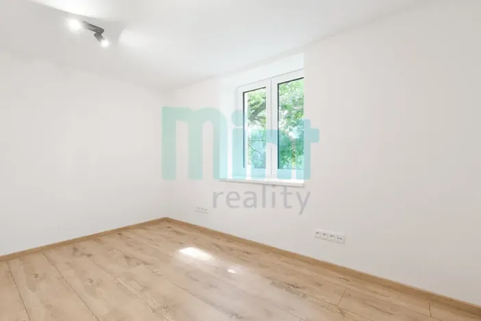 Prodej bytu 2+kk, Háj ve Slezsku, Slezská, 48 m2