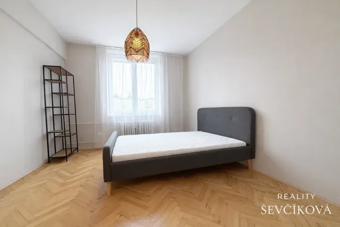 Pronájem bytu 3+kk, Hradec Králové, Gočárova třída, 76 m2