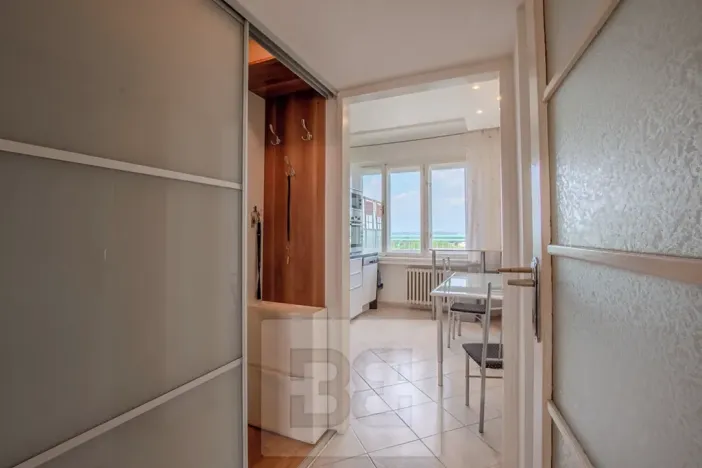 Pronájem bytu 3+1, Praha - Vinohrady, Písecká, 101 m2
