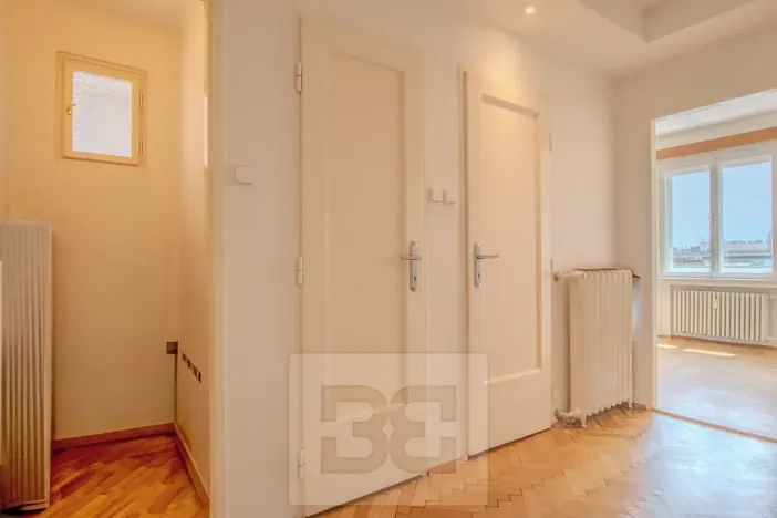 Pronájem bytu 3+1, Praha - Vinohrady, Písecká, 101 m2