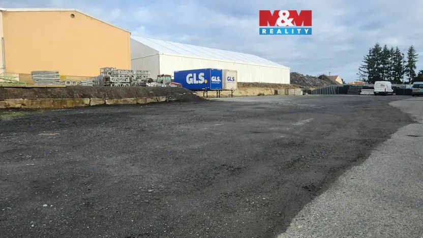 Pronájem komerčního pozemku, Tymákov, 1300 m2