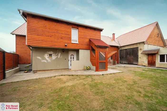 Prodej rodinného domu, Kolešov, 198 m2