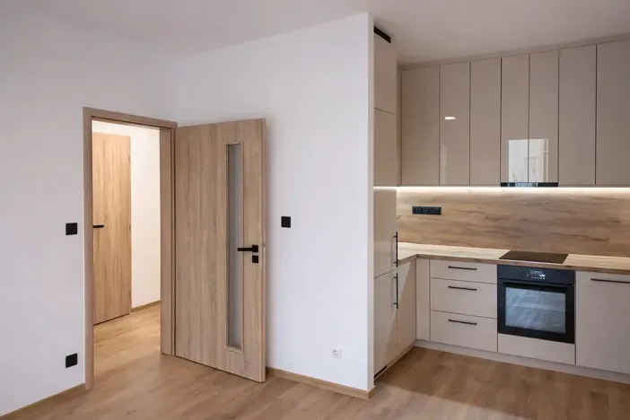 Pronájem bytu 2+kk, Praha - Hlubočepy, Werichova, 50 m2