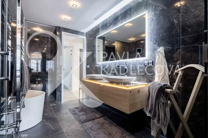 Prodej bytu 4+kk, Praha - Karlín, 120 m2