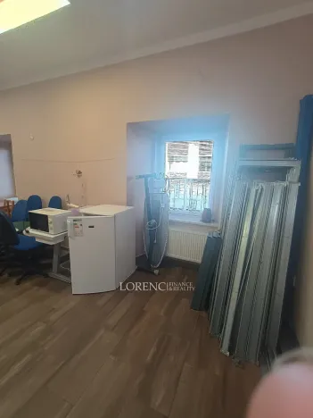 Pronájem obchodního prostoru, Veselí nad Moravou, tř. Masarykova, 33 m2