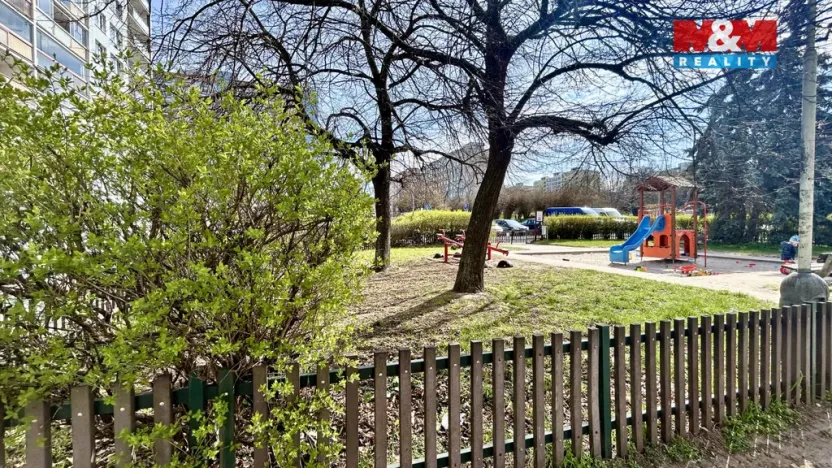 Pronájem bytu 2+kk, Praha - Bohnice, Poznaňská, 42 m2