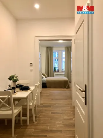 Pronájem bytu 1+1, Praha - Žižkov, Řehořova, 34 m2