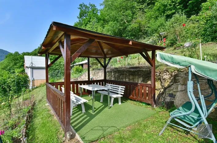 Prodej chaty, Dolní Zálezly, 37 m2