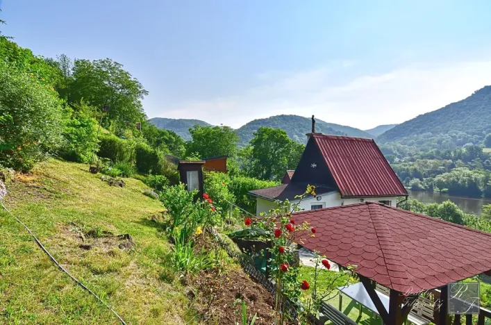 Prodej chaty, Dolní Zálezly, 37 m2