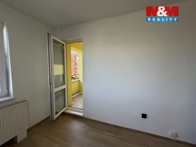 Prodej bytu 1+kk, Karviná - Ráj, Prameny, 20 m2