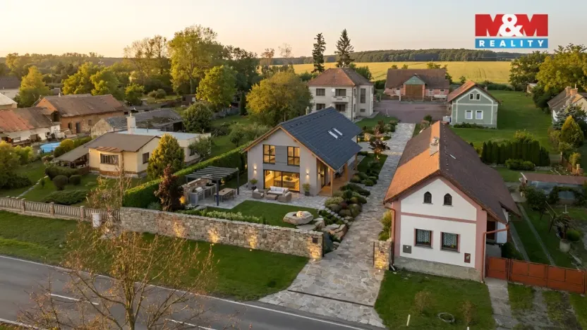 Prodej pozemku pro bydlení, Nechanice - Staré Nechanice, 778 m2