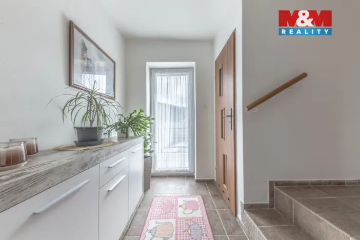 Prodej rodinného domu, Dobkovice, 224 m2