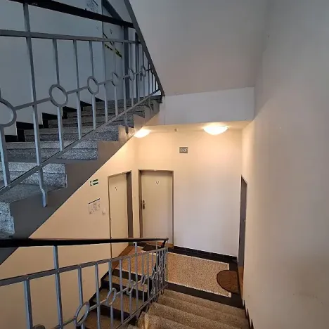 Pronájem bytu 2+1, Praha - Smíchov, Podbělohorská, 41 m2