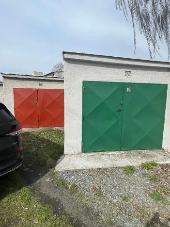 Pronájem garáže, Pardubice, Fáblovka, 24 m2