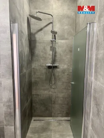 Pronájem bytu 2+kk, Praha - Holešovice, U průhonu, 52 m2