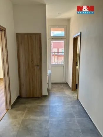 Pronájem bytu 2+kk, Praha - Holešovice, U průhonu, 52 m2