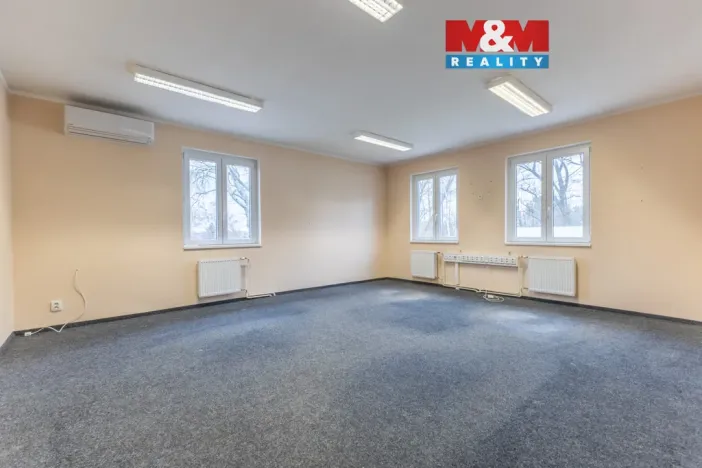 Pronájem skladu, Jirkov, Mostecká, 255 m2