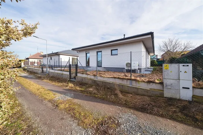 Prodej rodinného domu, Líně, Družstevní, 100 m2