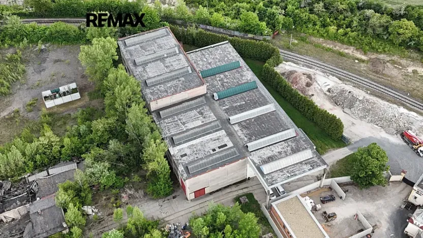 Prodej výrobních prostor, Roudnice nad Labem, Pracnerova, 2250 m2