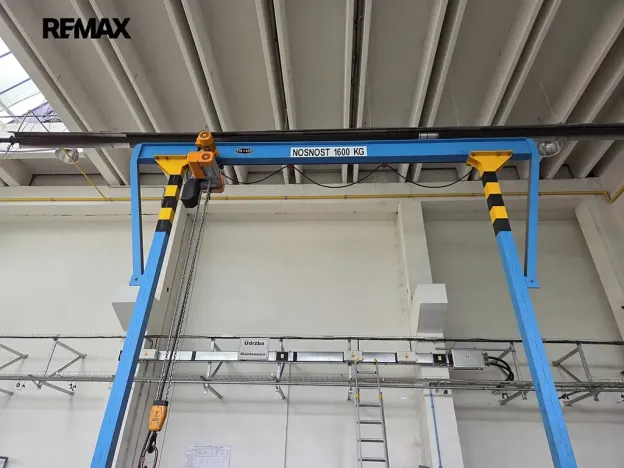 Prodej výrobních prostor, Roudnice nad Labem, Pracnerova, 2250 m2