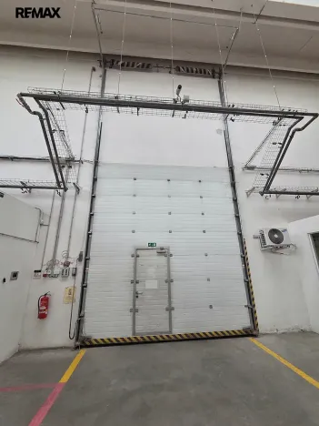 Prodej výrobních prostor, Roudnice nad Labem, Pracnerova, 2250 m2