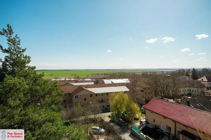 Prodej bytu 3+kk, Milovice, Zátopkova, 108 m2