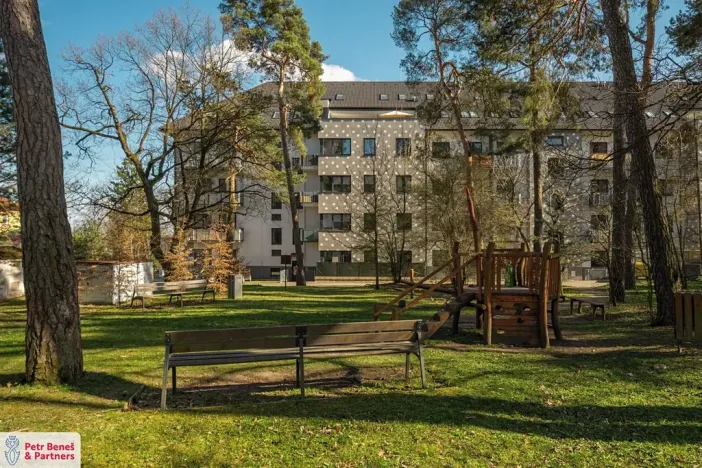 Prodej bytu 3+kk, Milovice, Zátopkova, 108 m2