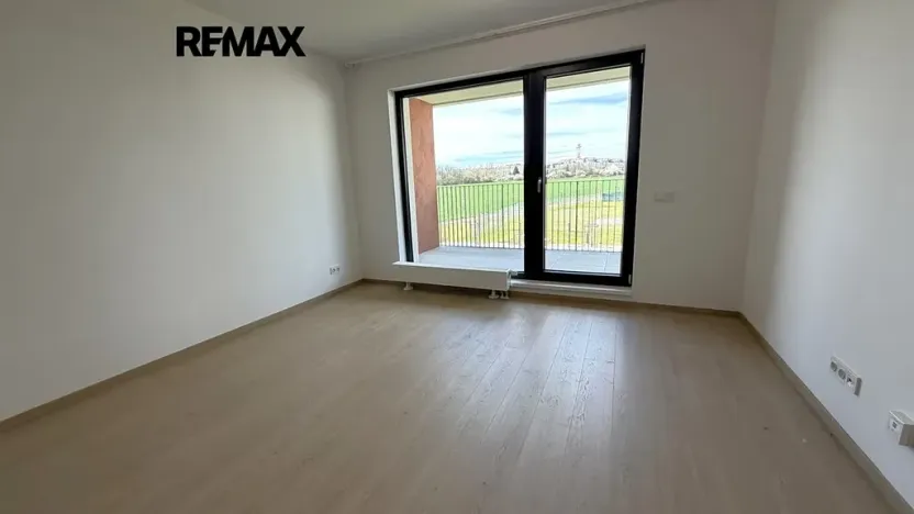 Pronájem bytu 2+kk, Praha - Letňany, Vyletalova, 54 m2