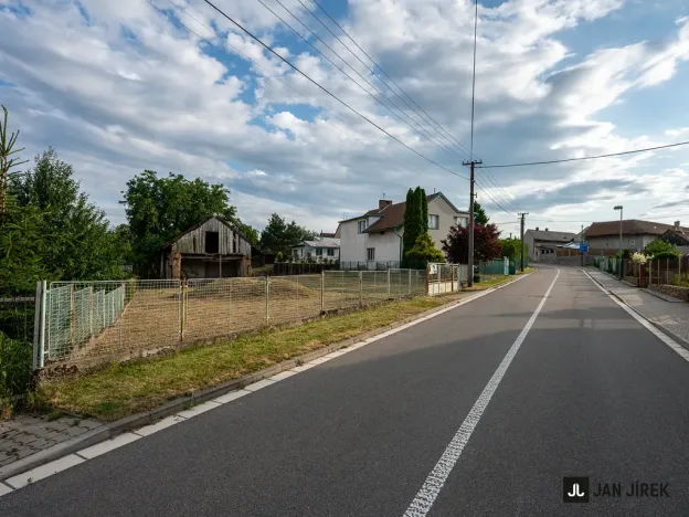 Prodej pozemku, Křičeň, 1045 m2