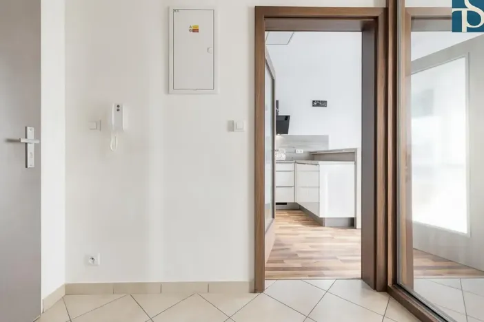 Prodej bytu 2+kk, Praha - Letňany, Hlučkova, 45 m2