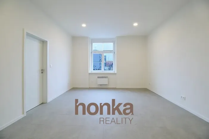 Pronájem bytu 2+kk, Praha - Holešovice, Dělnická, 50 m2
