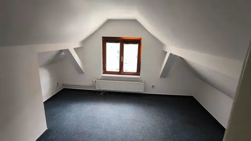 Pronájem bytu 2+1, Praha - Kunratice, Vídeňská, 40 m2