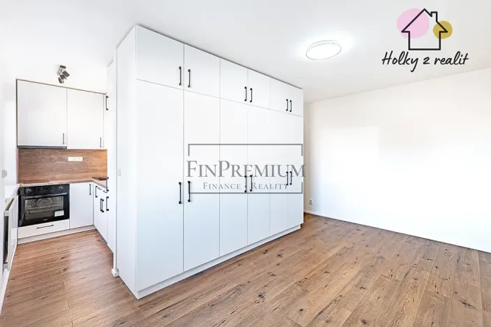 Pronájem bytu 1+kk, Praha - Hodkovičky, Klánova, 26 m2