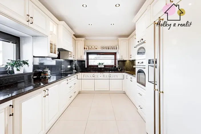 Prodej rodinného domu, Psáry, U Studny, 298 m2