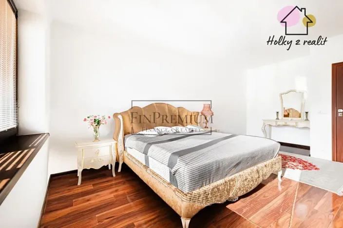 Prodej rodinného domu, Psáry, U Studny, 298 m2