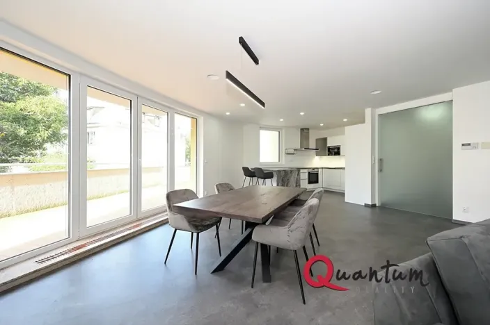 Pronájem bytu 4+kk, Praha - Prosek, Na samotě, 167 m2