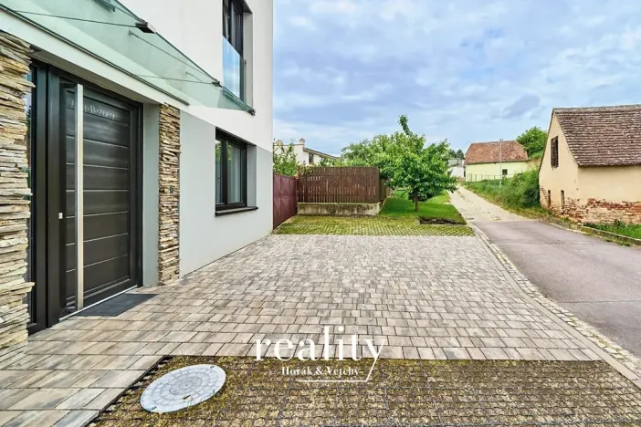 Pronájem bytu 2+kk, Nový Šaldorf-Sedlešovice, Pod Horou, 50 m2