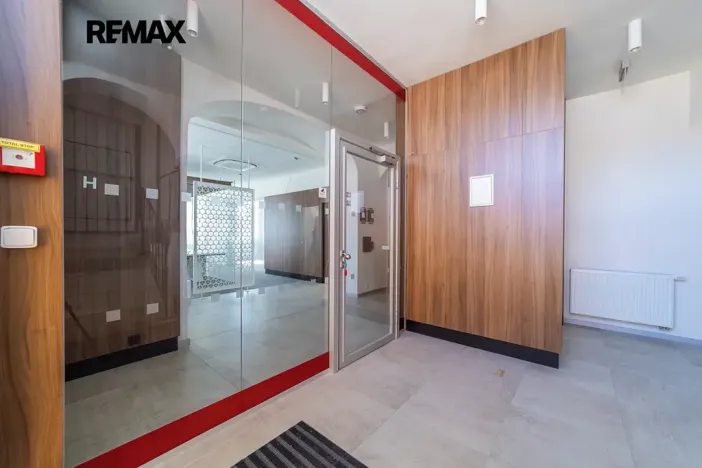 Prodej obchodního prostoru, Králíky, 5. května, 519 m2