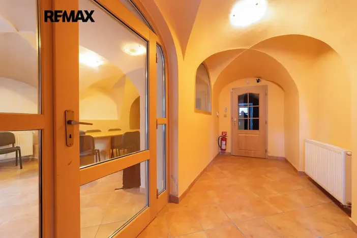 Prodej kanceláře, Šumperk, nám. Míru, 200 m2